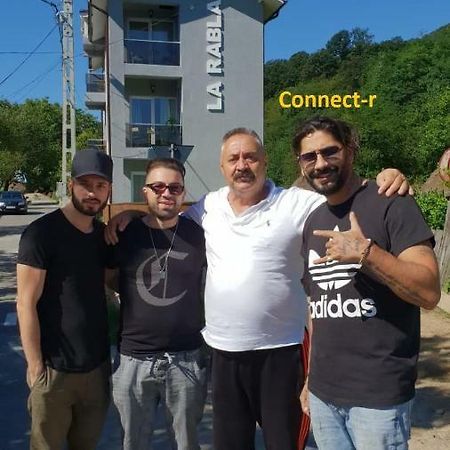 Отель La Rabla Дубова Экстерьер фото