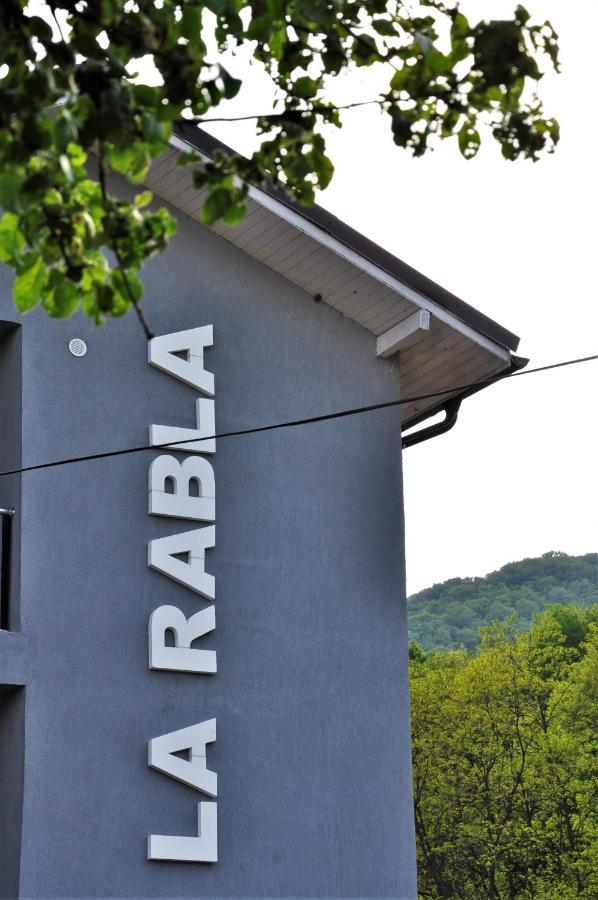 Отель La Rabla Дубова Экстерьер фото